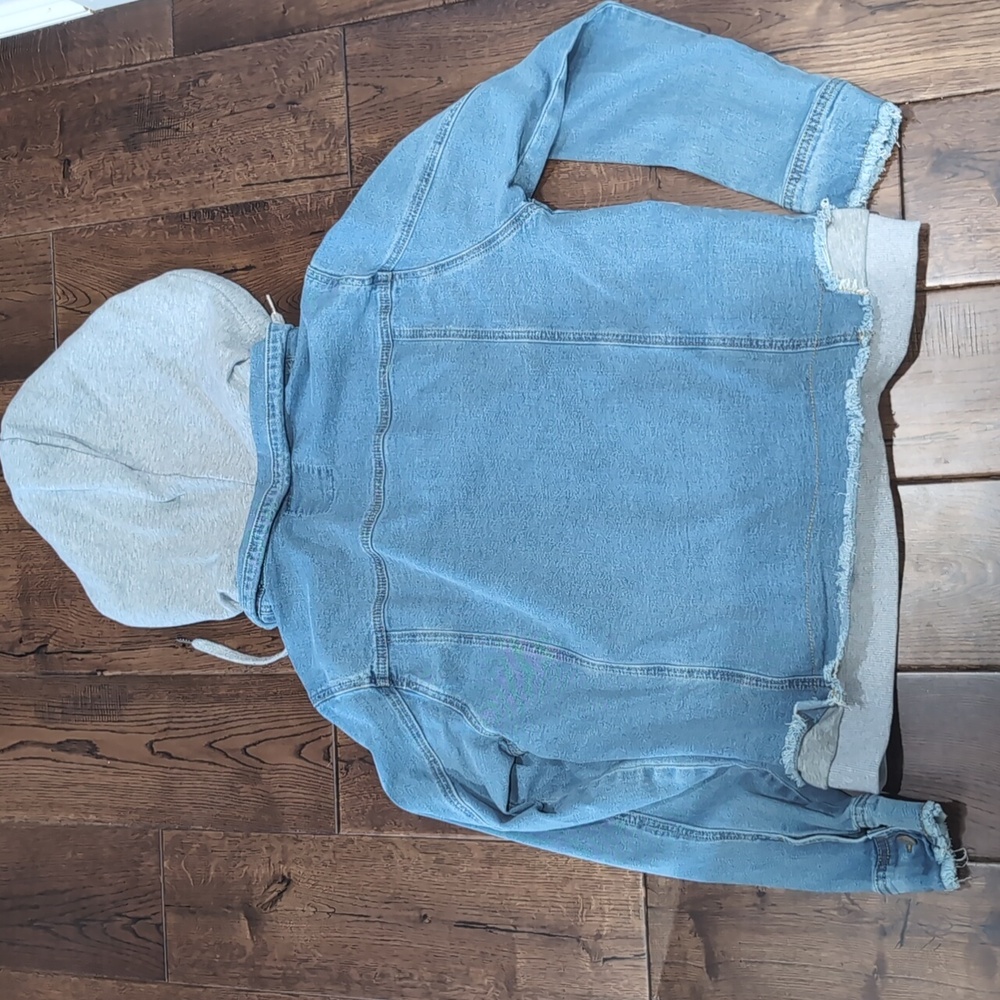Jean Jacket - Picture 3 of 4